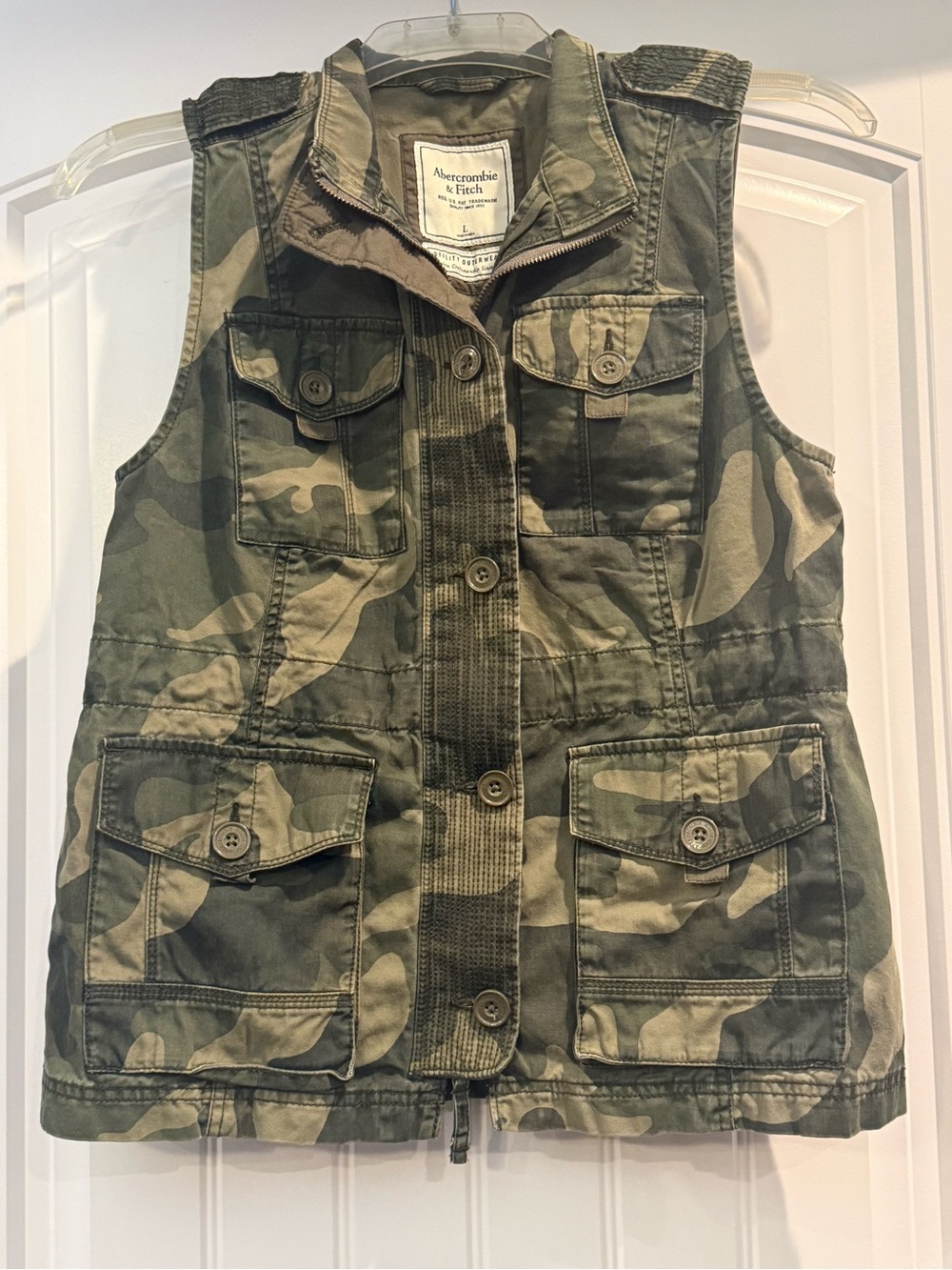 Abercrombie & Fitch Camo Utility Vest
